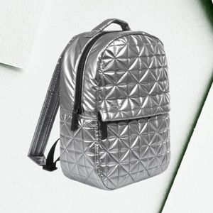 VeeCollective Metallic Silver Quilted Backpack🎒